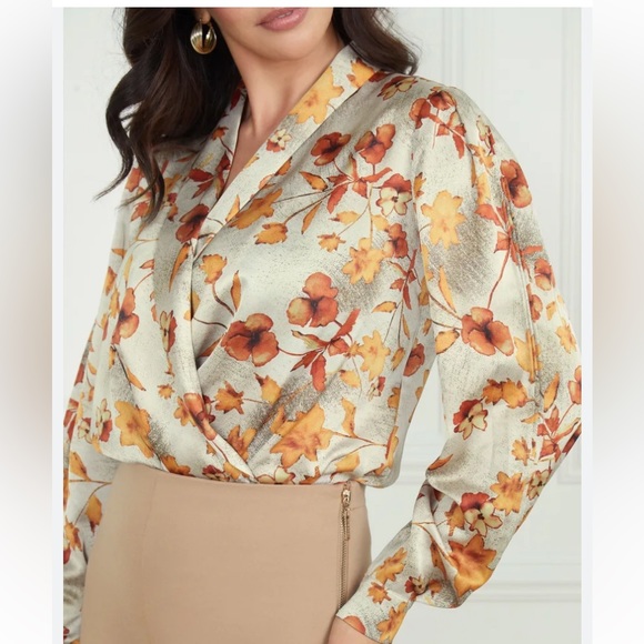 Marciano Fall Leaves Pattern Satiny Bodysuit - Size M - Picture 5 of 15